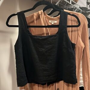 GAP linen blend cropped top buttons XS flawless